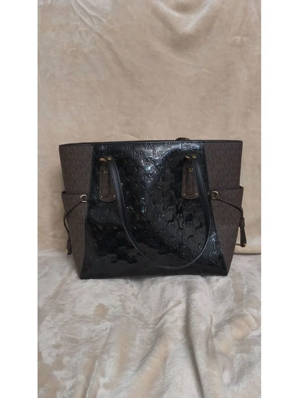 48. Michael Kors Voyager East/West Tote